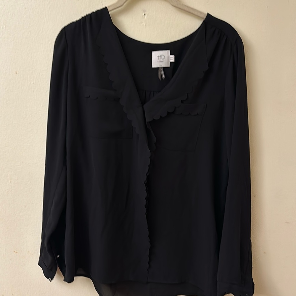 Anthropology women’s top, black, size 2